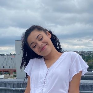 Meet your Posher, Emanuelly